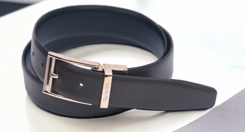 The Women’s Leather Belt: Effortless Style, Defined Waist, Timeless Appeal