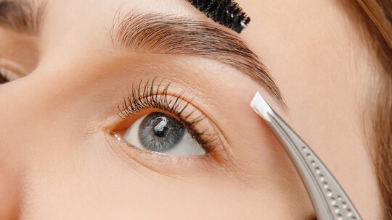 How to Achieve Perfect Brow Lamination & Tint at Home