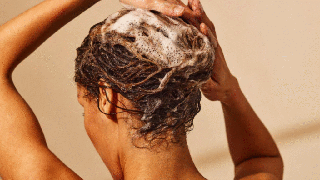 Why Shampoos Free of Silicones Are a Must-Have for Healthier Hair