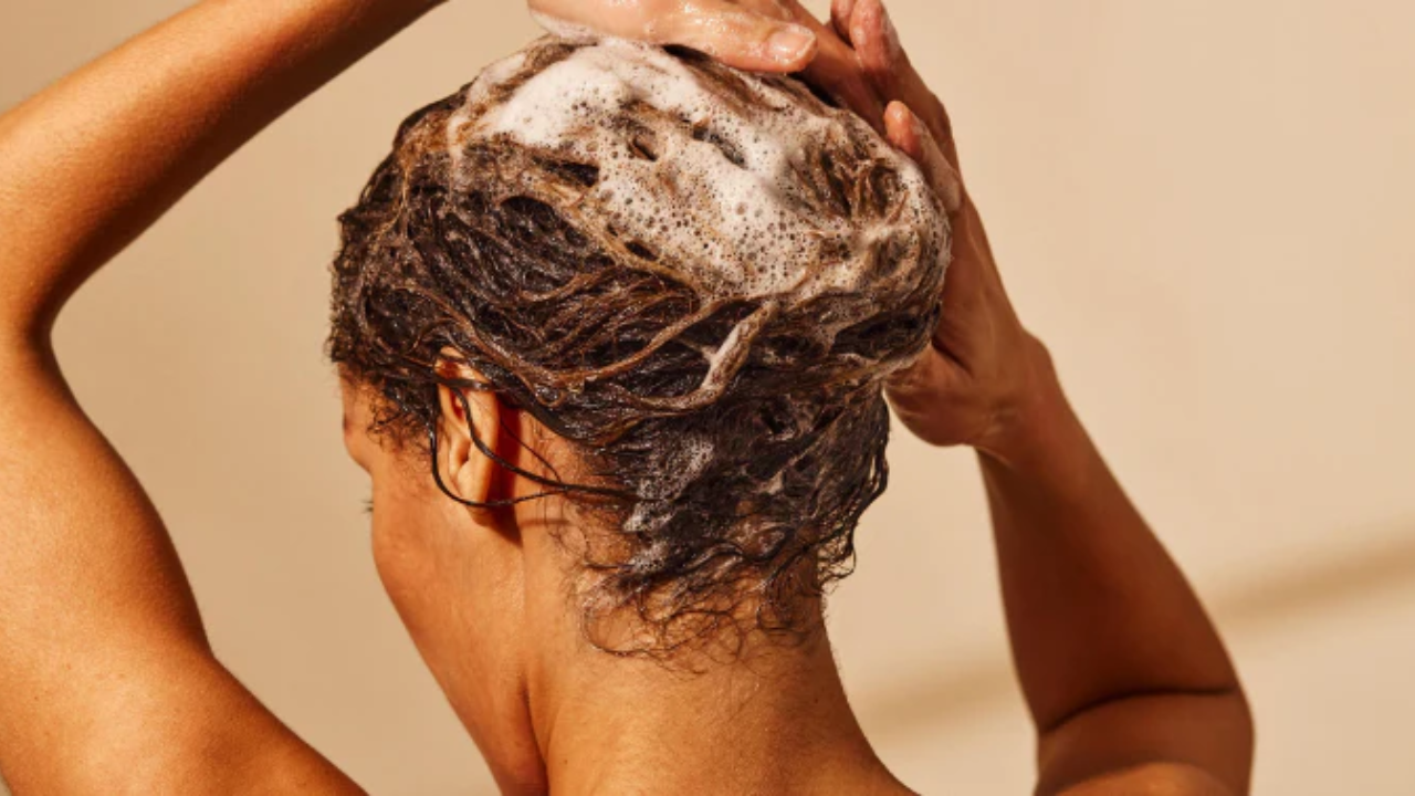 Why Shampoos Free of Silicones Are a Must-Have for Healthier Hair